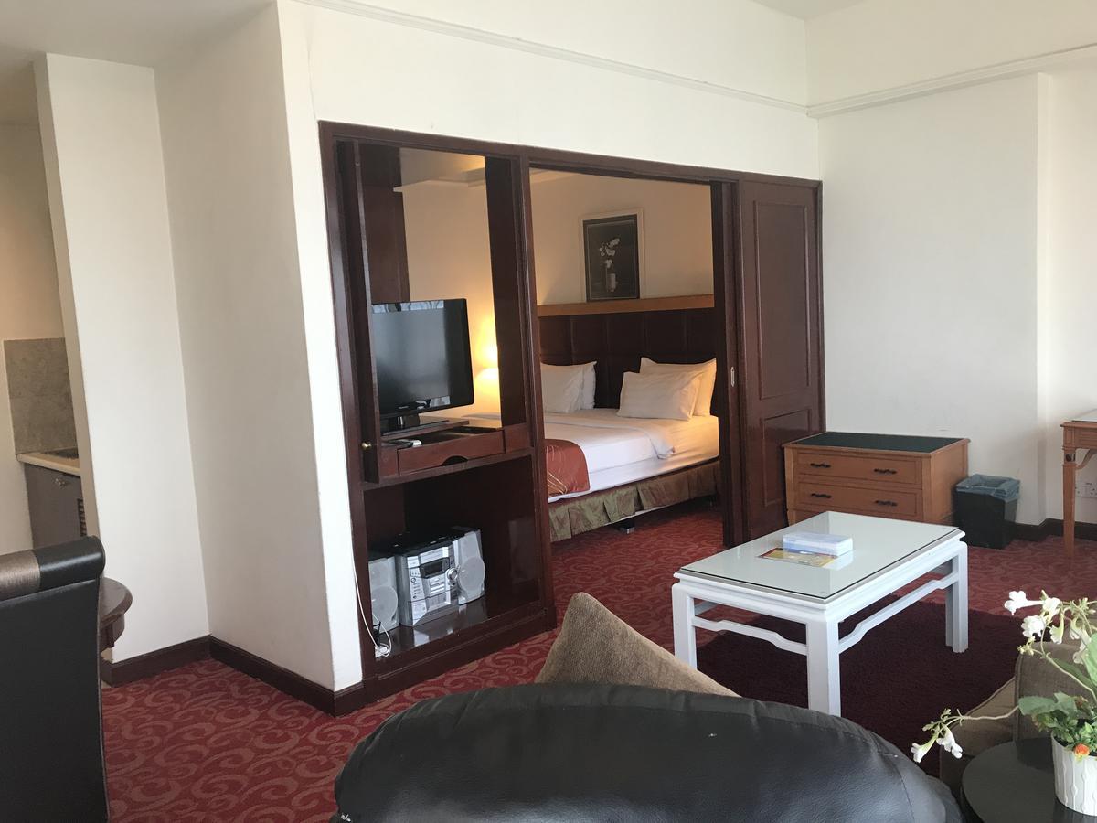 Appartamento Times Square Bukit Bingtang At Kuala Lumpur Esterno foto