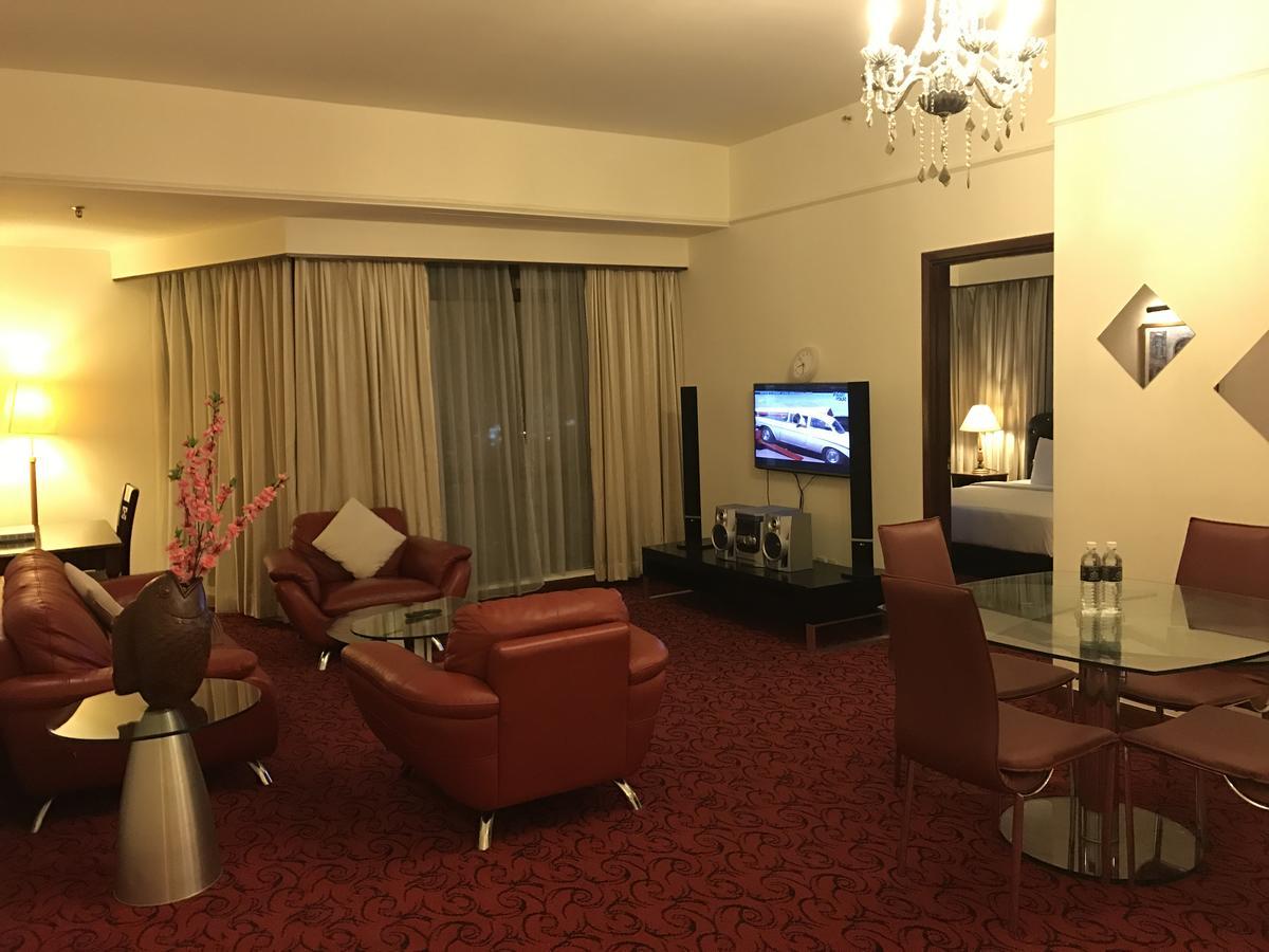 Appartamento Times Square Bukit Bingtang At Kuala Lumpur Esterno foto