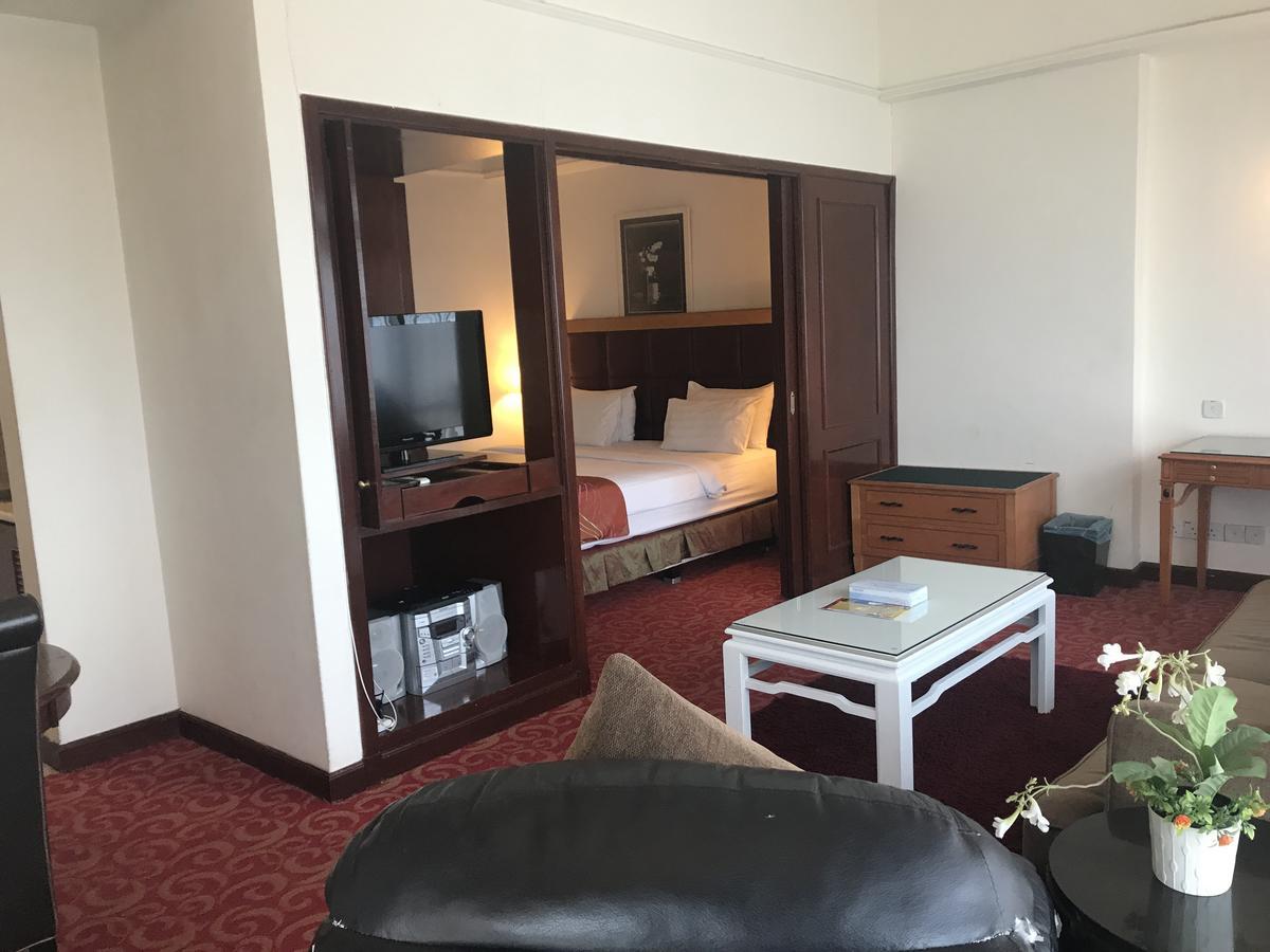 Appartamento Times Square Bukit Bingtang At Kuala Lumpur Esterno foto