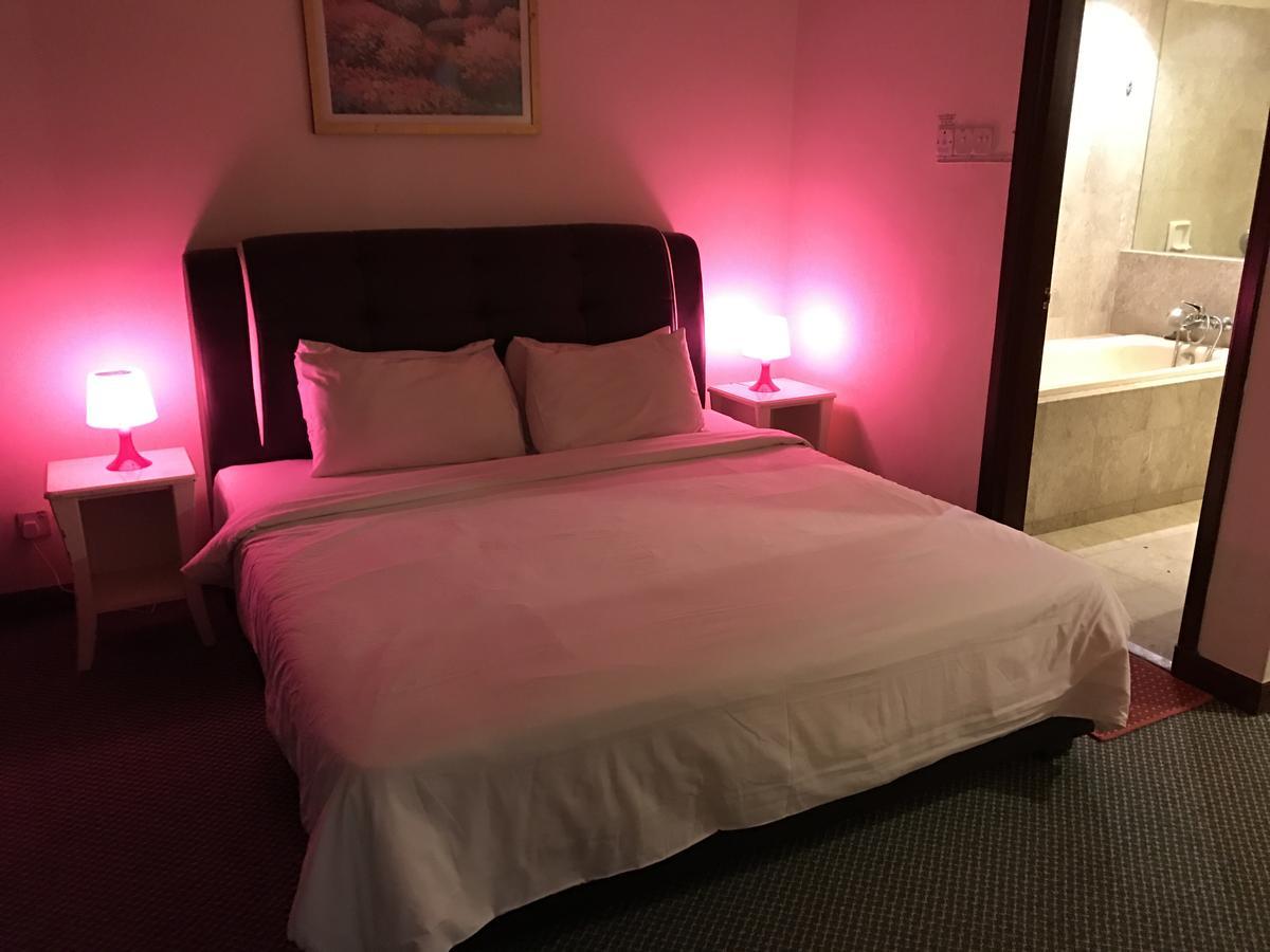 Appartamento Times Square Bukit Bingtang At Kuala Lumpur Esterno foto