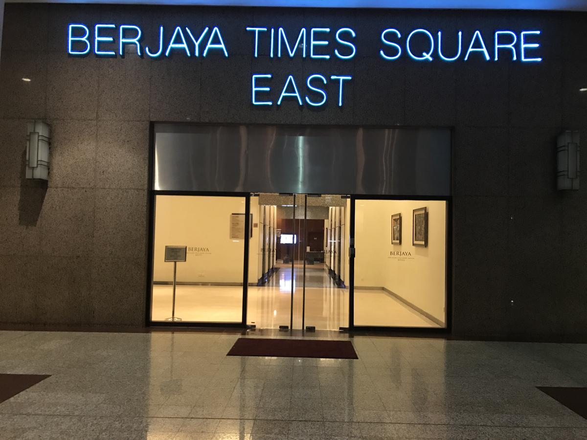 Appartamento Times Square Bukit Bingtang At Kuala Lumpur Esterno foto