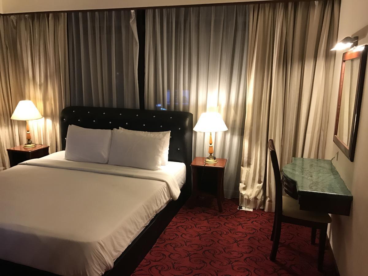 Appartamento Times Square Bukit Bingtang At Kuala Lumpur Esterno foto