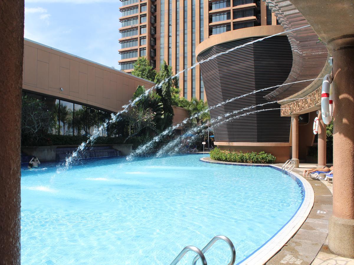 Appartamento Times Square Bukit Bingtang At Kuala Lumpur Esterno foto