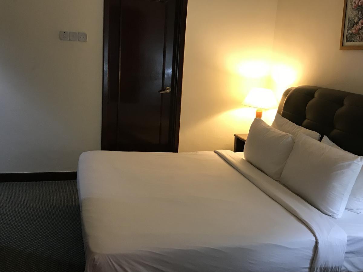 Appartamento Times Square Bukit Bingtang At Kuala Lumpur Esterno foto